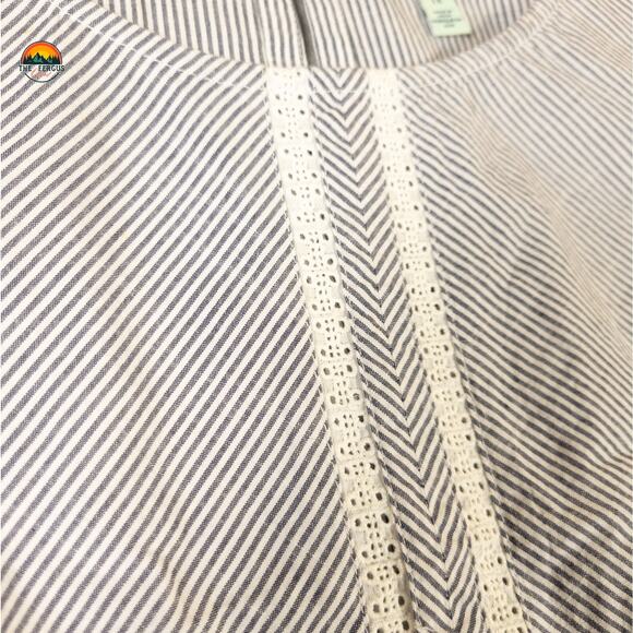 Susina Blouse Top Blue White Boho Striped Round Neck Bell Sleeve Women's Size 1X - Picture 4 of 10